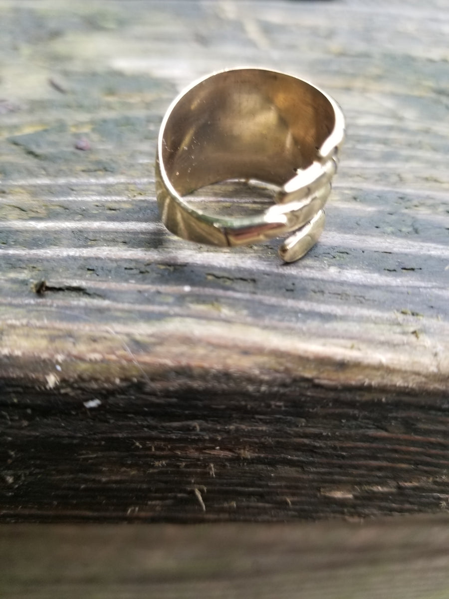 Brass Fingers Ring – Aimeescloset.com