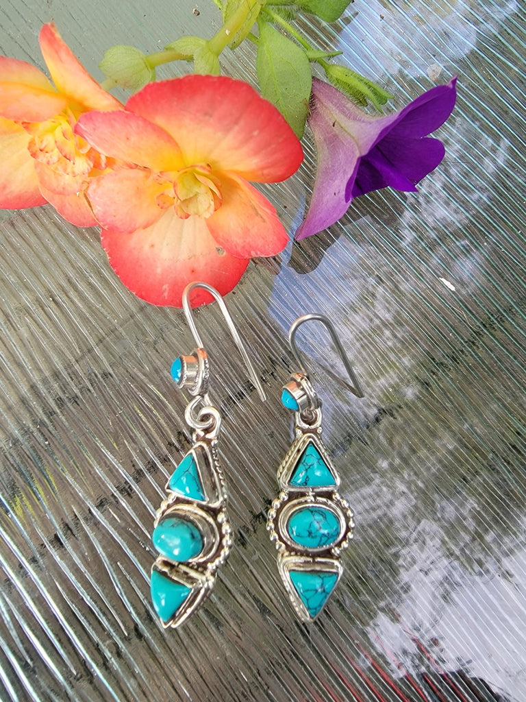 Small Tibetan Turquoise and Sterling Earring - Aimeescloset.com